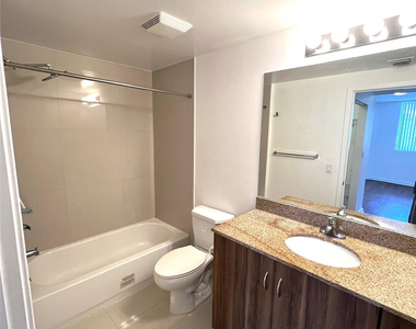 601 Ne 23 Street - Photo Thumbnail 10