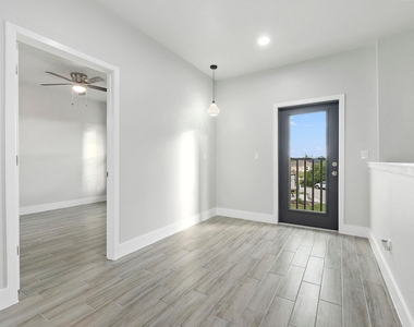 1351 Sw Don Court - Photo Thumbnail 15