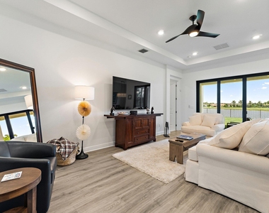 15883 Key Biscayne Lane - Photo Thumbnail 6