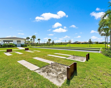 15883 Key Biscayne Lane - Photo Thumbnail 43