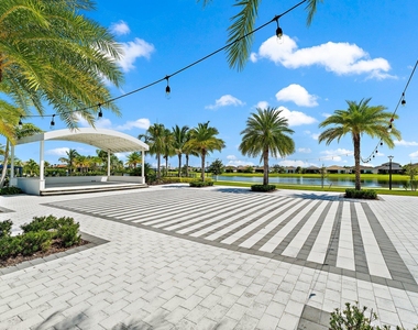 15883 Key Biscayne Lane - Photo Thumbnail 51