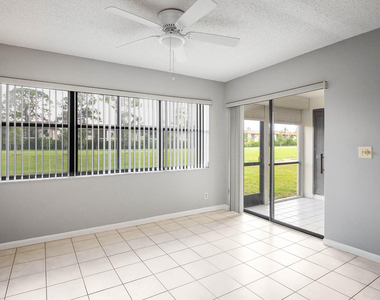 7593 Tahiti Lane - Photo Thumbnail 4
