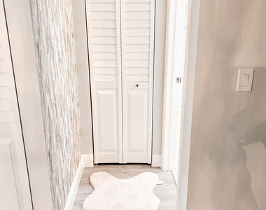 5155 E Sabal Palm Boulevard - Photo Thumbnail 12