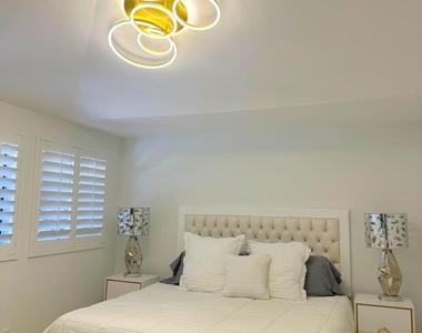 2252 Nw 53rd Street - Photo Thumbnail 20
