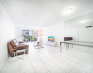 501 Ne 14th Avenue - Photo Thumbnail 3