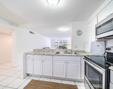 501 Ne 14th Avenue - Photo Thumbnail 11