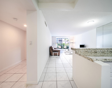 501 Ne 14th Avenue - Photo Thumbnail 2