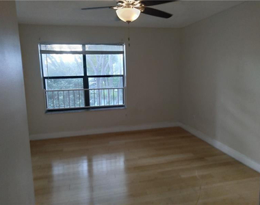 4261 W Mcnab Road - Photo Thumbnail 3