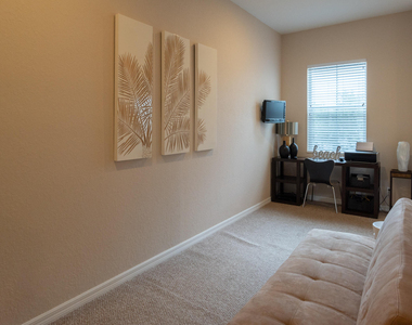 108 Canterbury Place - Photo Thumbnail 17