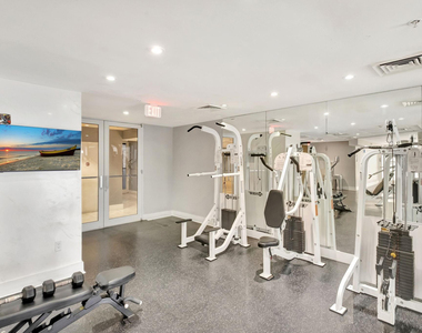 6301 Collins Avenue - Photo Thumbnail 15