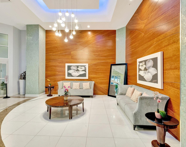 6301 Collins Avenue - Photo Thumbnail 6