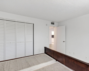 450 Sw 2nd Avenue - Photo Thumbnail 14