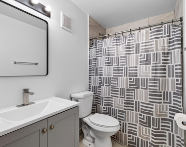 450 Sw 2nd Avenue - Photo Thumbnail 17