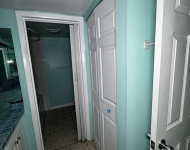 1302 Nebraska Avenue - Photo Thumbnail 16