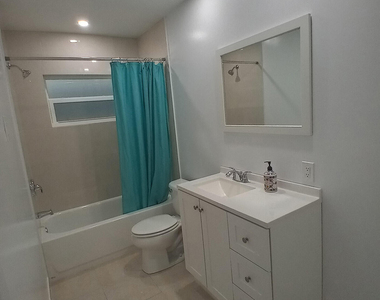 1250 E Sample Road - Photo Thumbnail 16
