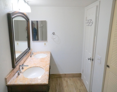 12620 Vista Isles Drive - Photo Thumbnail 27