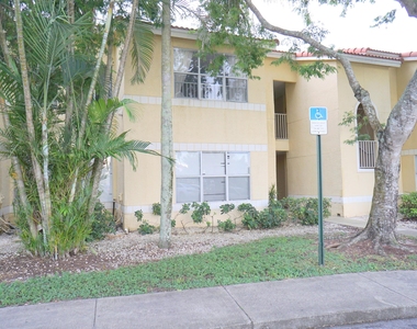 12620 Vista Isles Drive - Photo Thumbnail 3