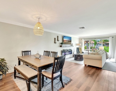 5770 Princess Palm Court - Photo Thumbnail 9