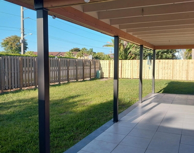 9321 Nw 43rd Manor S - Photo Thumbnail 27