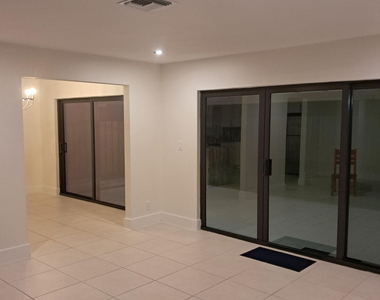9321 Nw 43rd Manor S - Photo Thumbnail 6