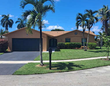 9321 Nw 43rd Manor S - Photo Thumbnail 4