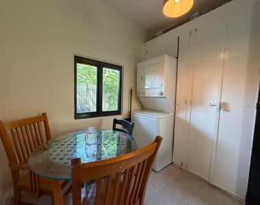 927 Paseo Andorra - Photo Thumbnail 16
