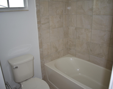 8865 Kingsmoor Way - Photo Thumbnail 20