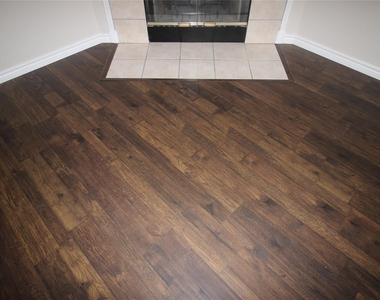 856 Mccully Street - Photo Thumbnail 4