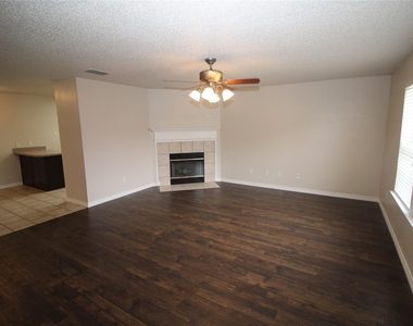 856 Mccully Street - Photo Thumbnail 1