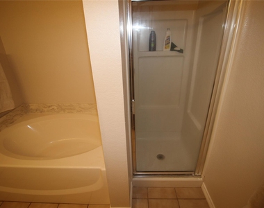 856 Mccully Street - Photo Thumbnail 11