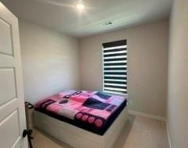2819 Concord Drive - Photo Thumbnail 11