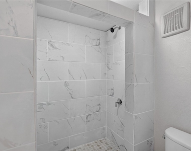 9170 Forest Lane - Photo Thumbnail 13