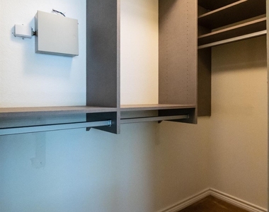 472 Northbrook Avenue - Photo Thumbnail 20