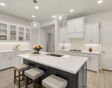 3040 Pedigree Court - Photo Thumbnail 17