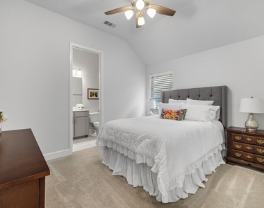 3040 Pedigree Court - Photo Thumbnail 8
