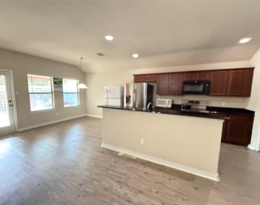 2837 Mesquite Road - Photo Thumbnail 10