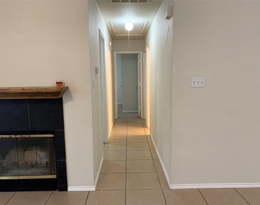 1021 Olivewood Lane - Photo Thumbnail 5