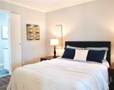 3002 Townbluff Drive - Photo Thumbnail 7