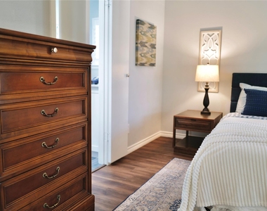 3002 Townbluff Drive - Photo Thumbnail 3