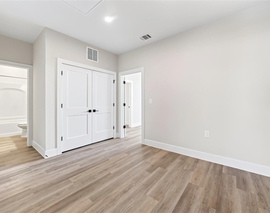 207 Melody Lane - Photo Thumbnail 24