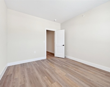 207 Melody Lane - Photo Thumbnail 22