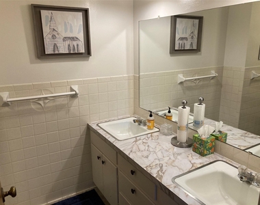 1003 Cactus Street - Photo Thumbnail 12
