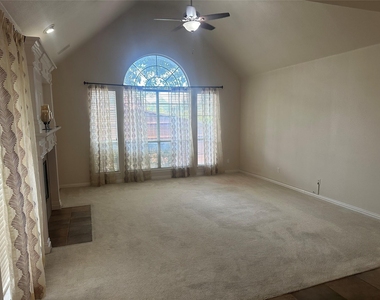 715 Wheaton Court - Photo Thumbnail 16