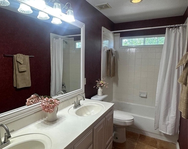 715 Wheaton Court - Photo Thumbnail 13