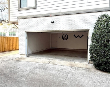 5922 Hudson Street - Photo Thumbnail 3