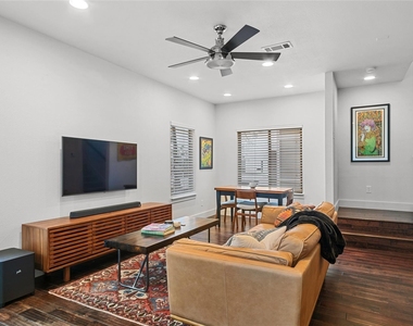5922 Hudson Street - Photo Thumbnail 10