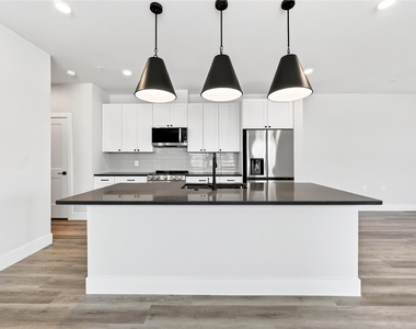 2902 Serenity Lane - Photo Thumbnail 11