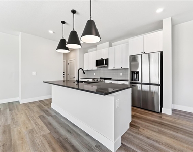 2902 Serenity Lane - Photo Thumbnail 10