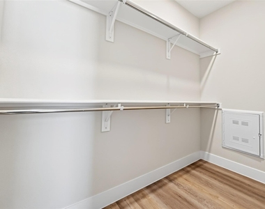2902 Serenity Lane - Photo Thumbnail 19