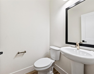 2902 Serenity Lane - Photo Thumbnail 16